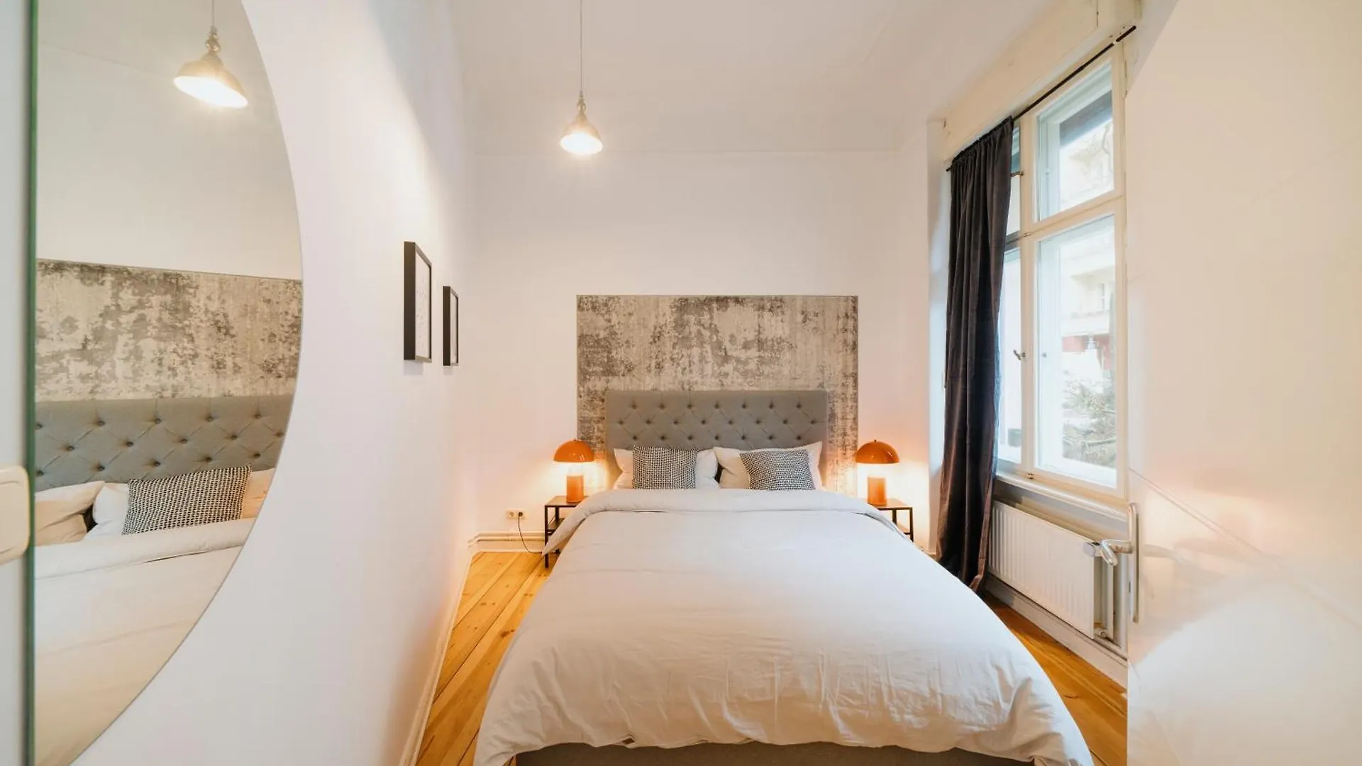 Apartment Homely Berlin - Luxurious, Spacious, Near Victory Column, River