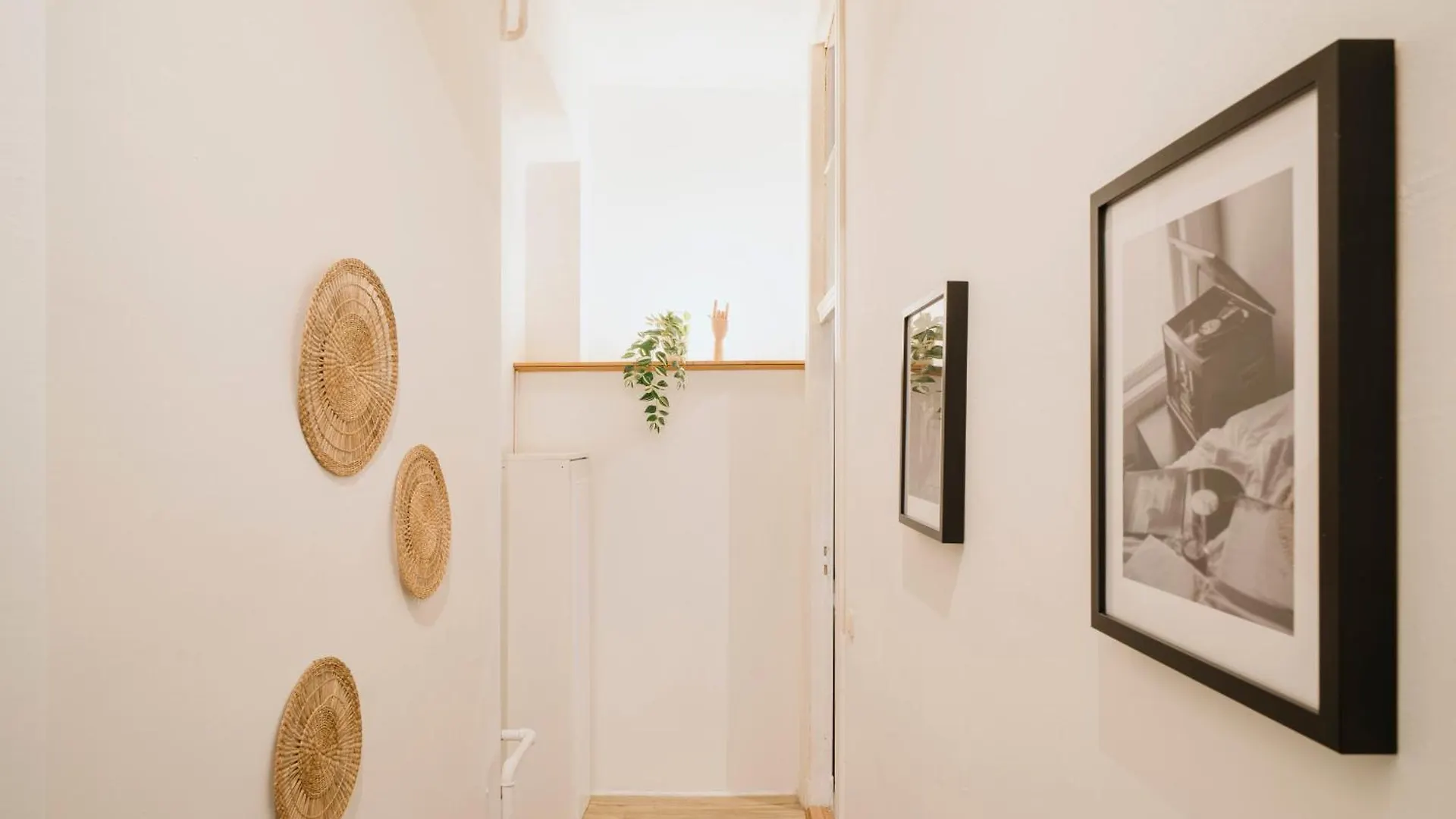 Homely Berlin - Luxurious, Spacious, Near Victory Column, River