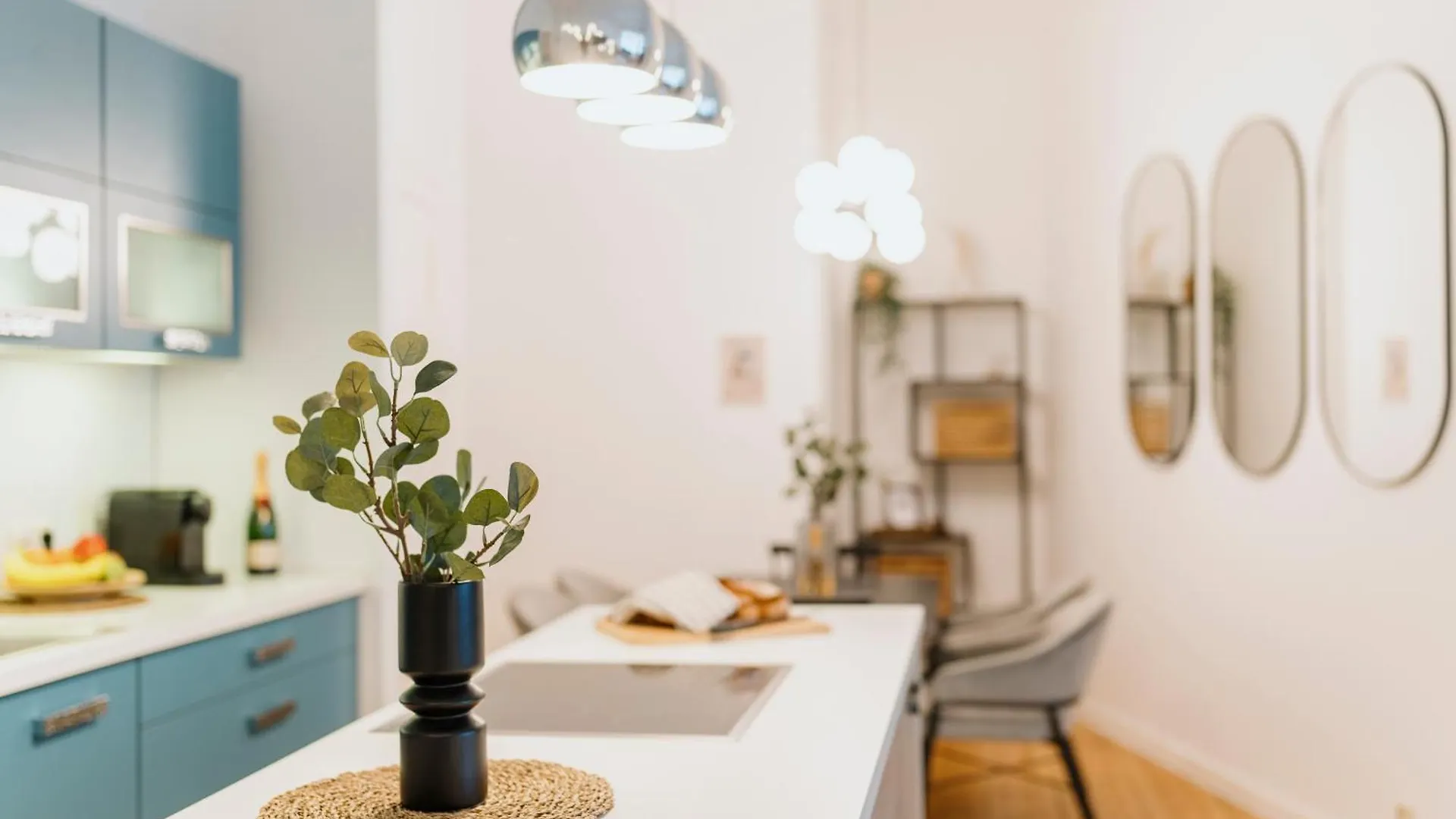 Homely Berlin - Luxurious, Spacious, Near Victory Column, River Alemania